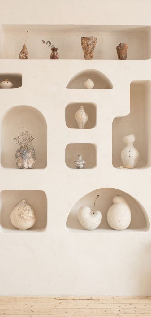 10 Long Floating Shelf Ideas for a Minimalist Look