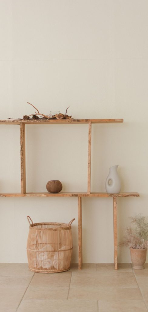 12 Floating Shelf Ideas for a Chic Living Room
