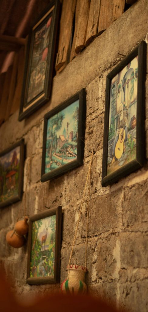 10 DIY Large Canvas Wall Art Ideas That Wow
